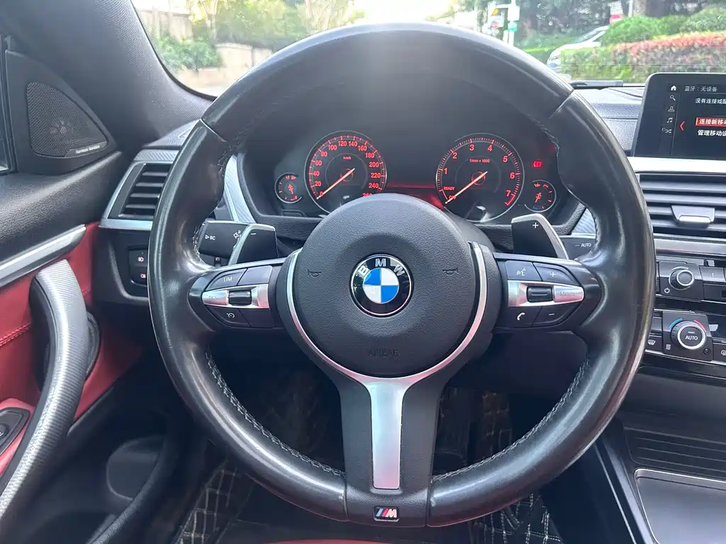 BMW 4 SERIES