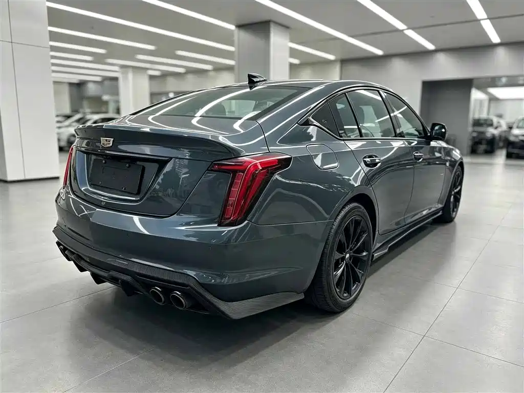 Cadillac CT5 — миниатюра 9