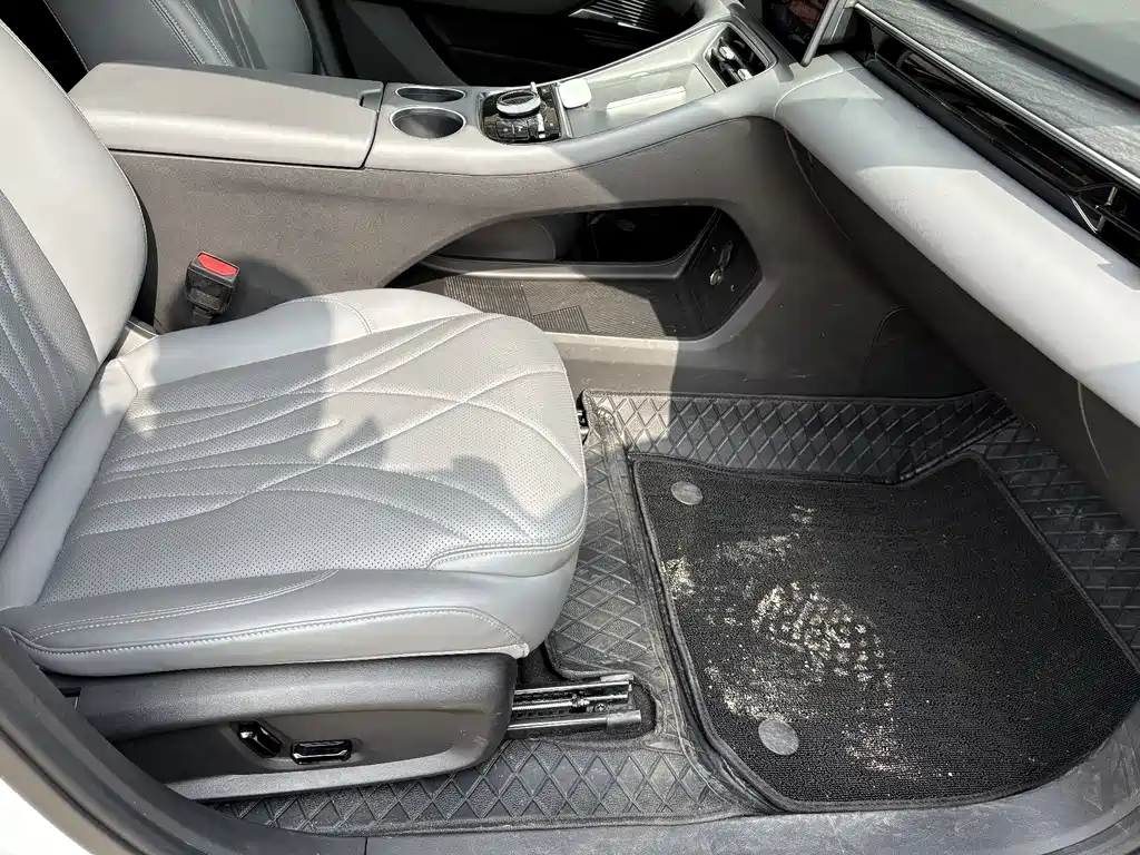 GEELY GALAXY GALAXY L6