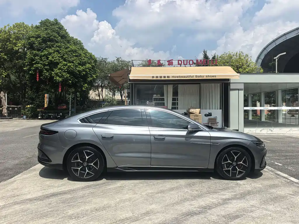 BYD Han — миниатюра 5