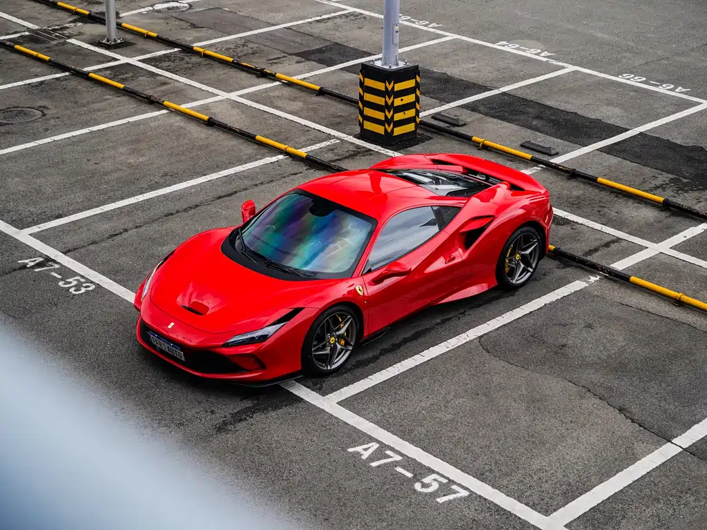 Ferrari F8 2023