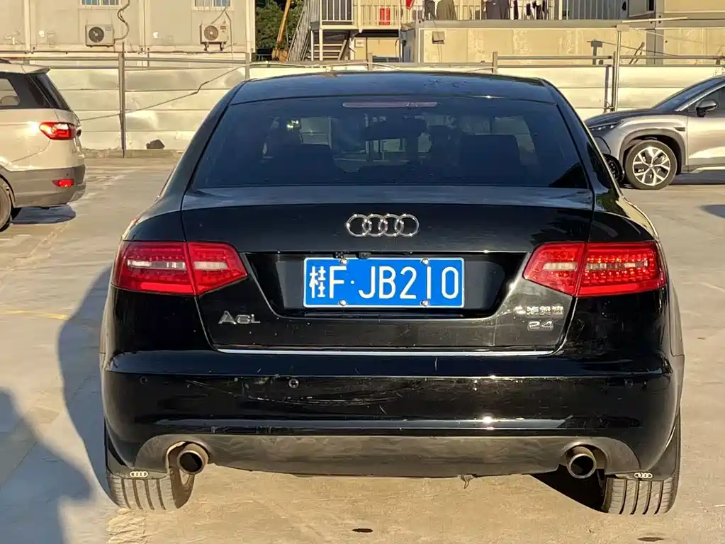 Audi A6L — миниатюра 12