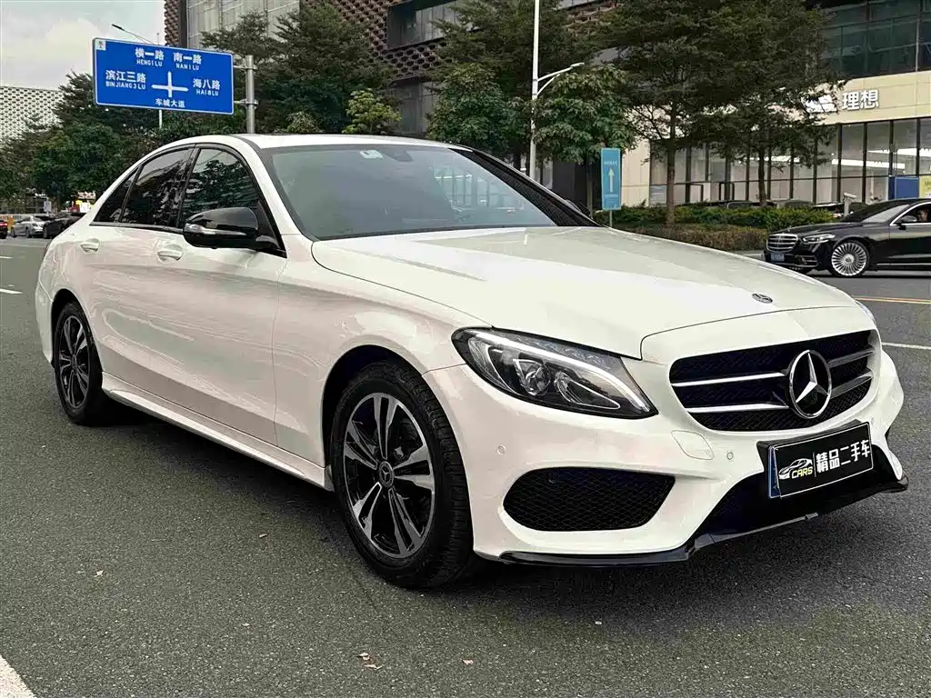 Mercedes-Benz C-Class — миниатюра 3