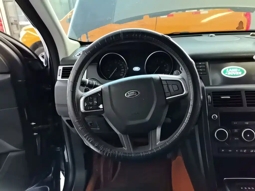 Land Rover Discovery Sport — миниатюра 11