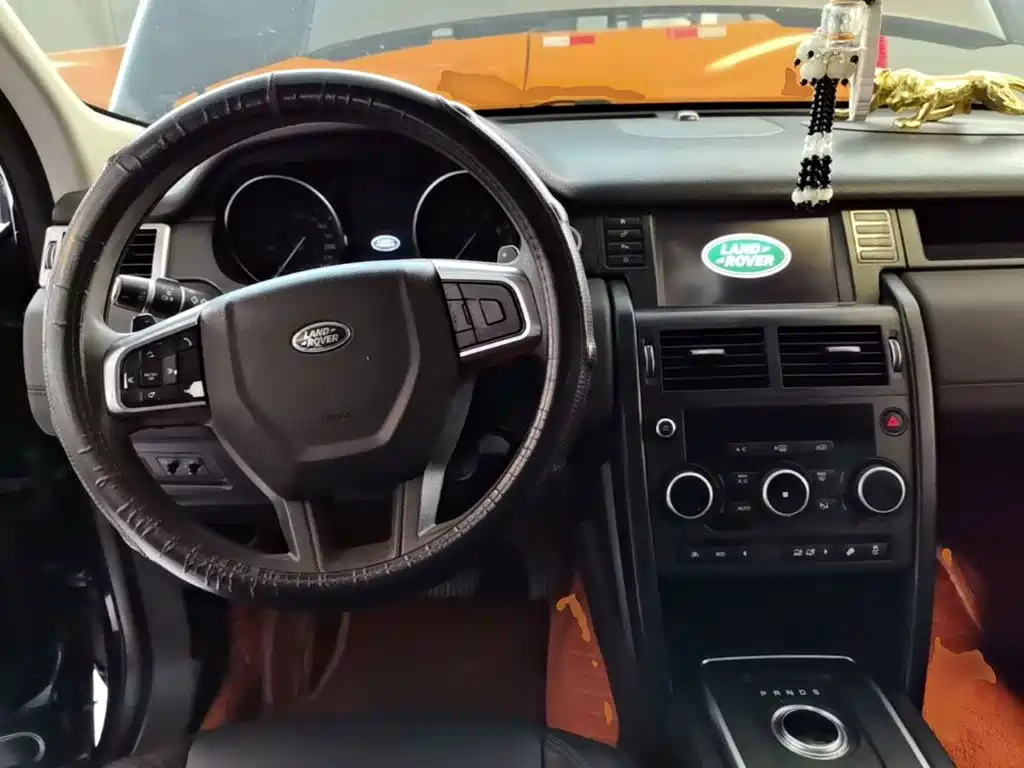 Land Rover Discovery Sport — миниатюра 10