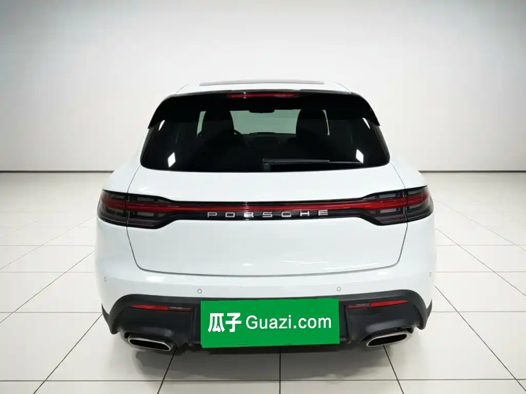 Porsche Macan — миниатюра 5