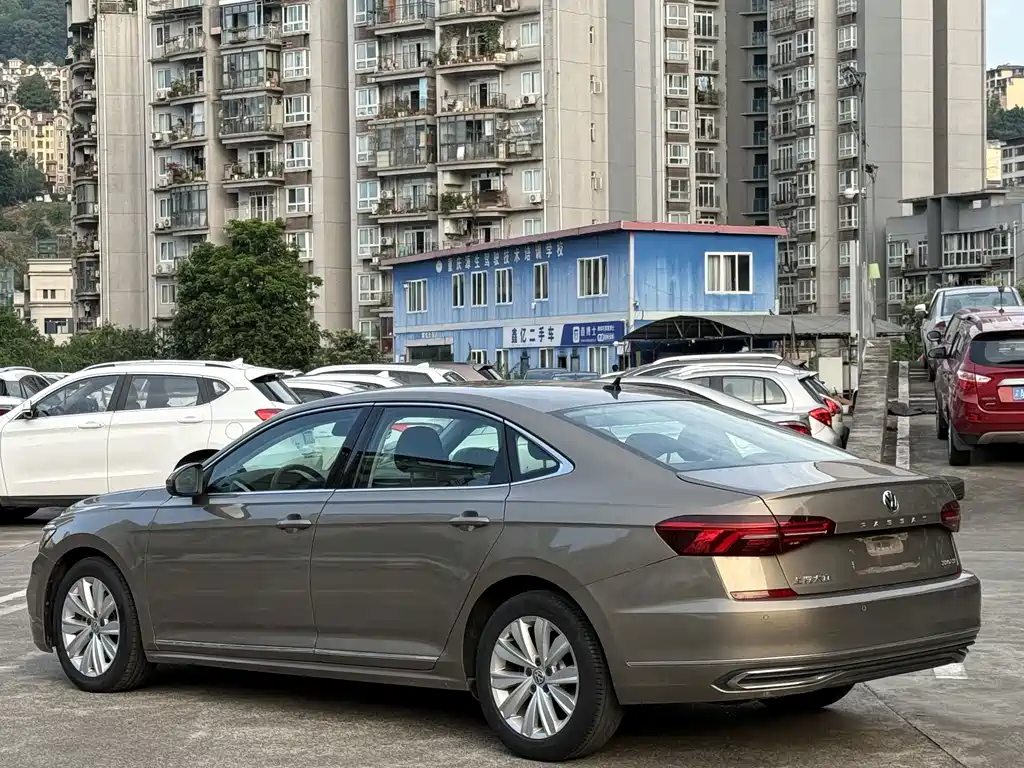 Volkswagen Passat — миниатюра 5