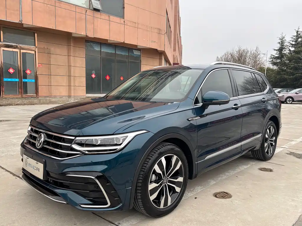 Volkswagen Tiguan L 2022