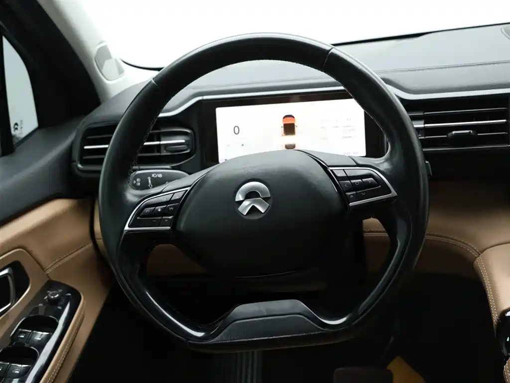 NIO NIO ES8