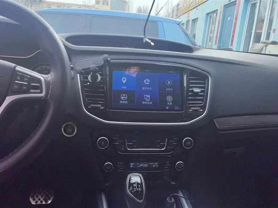 GEELY AUTOMOBILE VISION X6