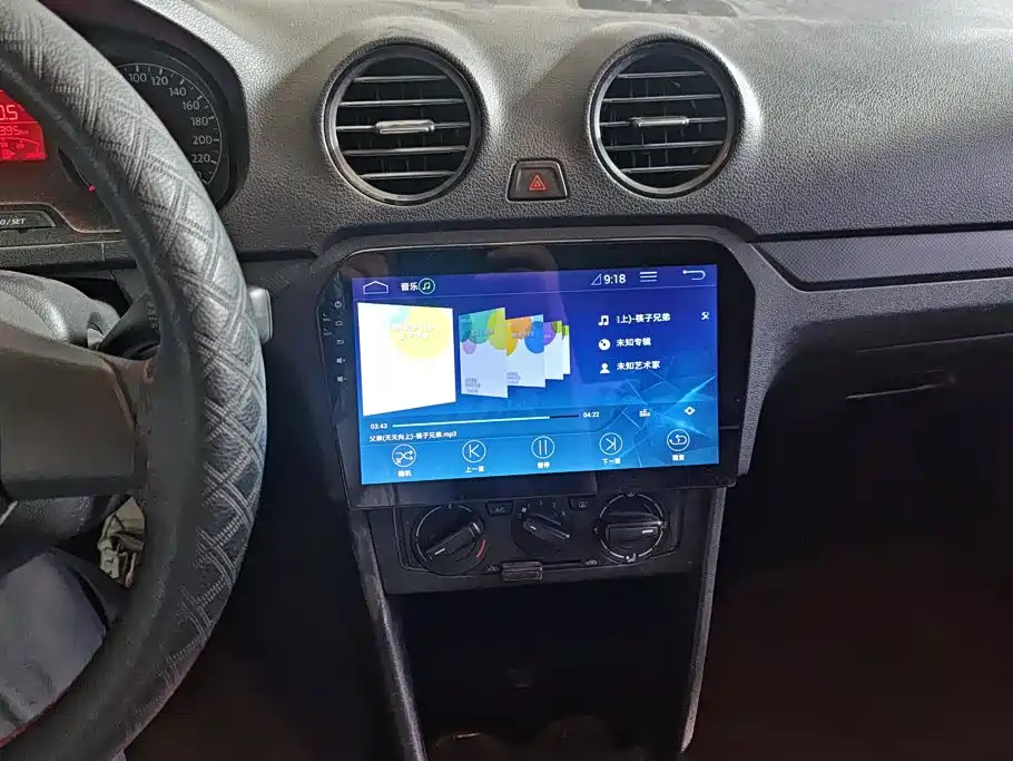 Volkswagen Jetta — миниатюра 13