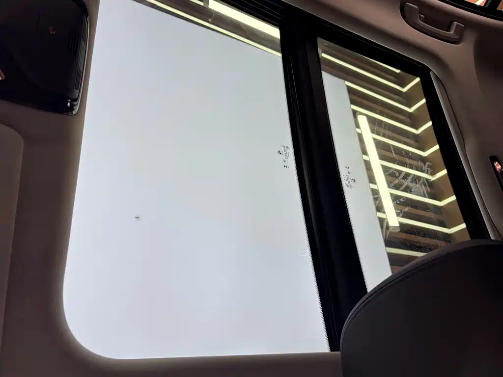 BMW i3 — миниатюра 13