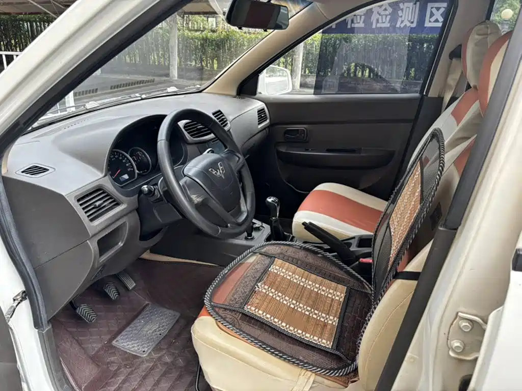 Wuling Hongguang — миниатюра 13