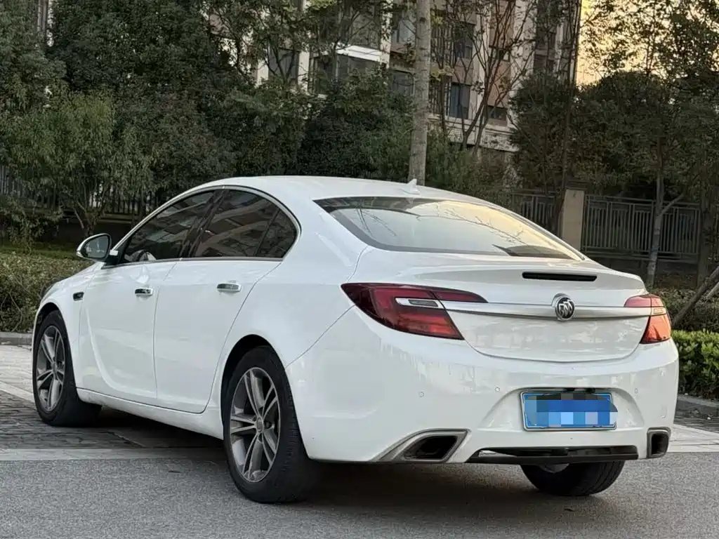 Buick Regal — миниатюра 5