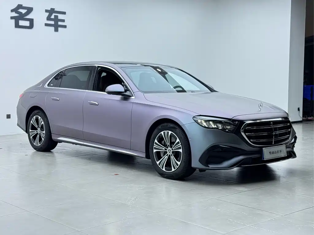 Mercedes-Benz E-Class — миниатюра 5