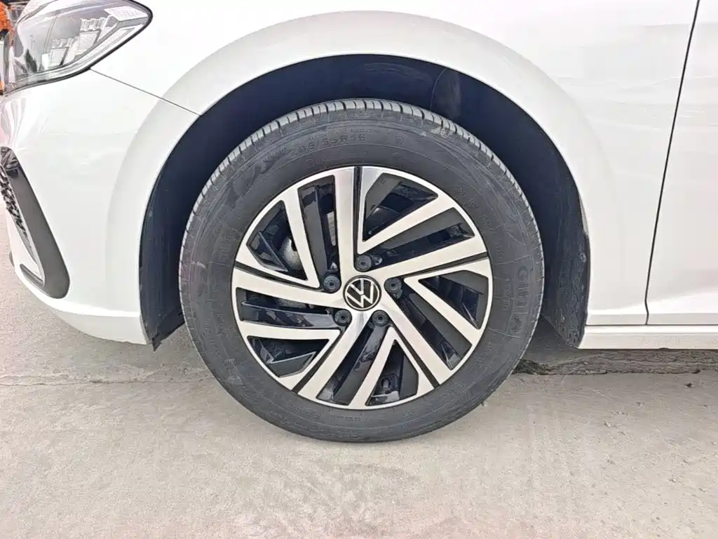 Volkswagen Lavida — миниатюра 23
