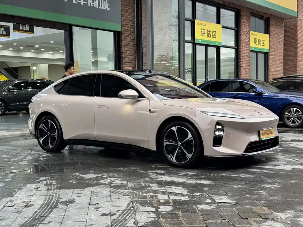 NIO ET5 — миниатюра 3
