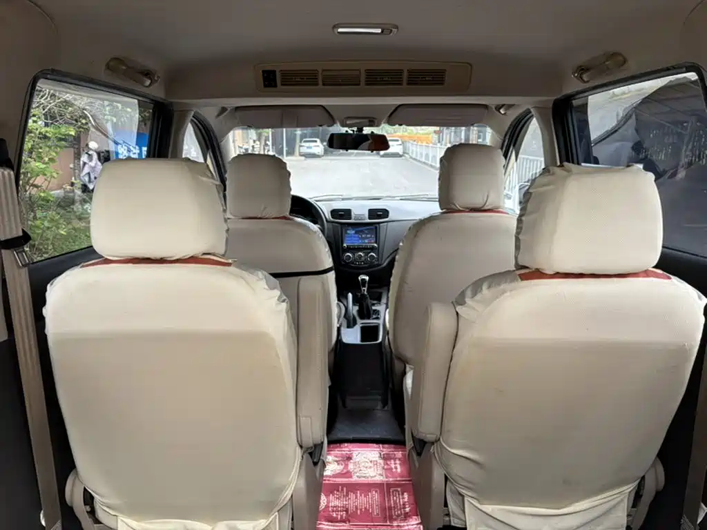 Wuling Hongguang — миниатюра 18