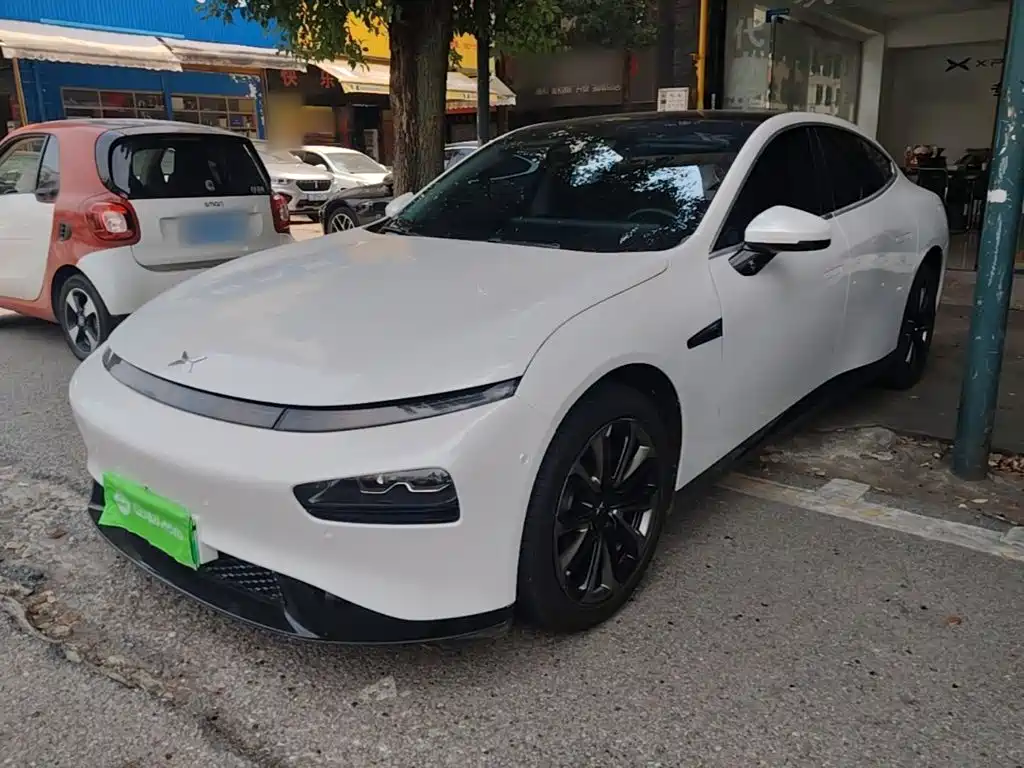 XPeng P7 — миниатюра 2