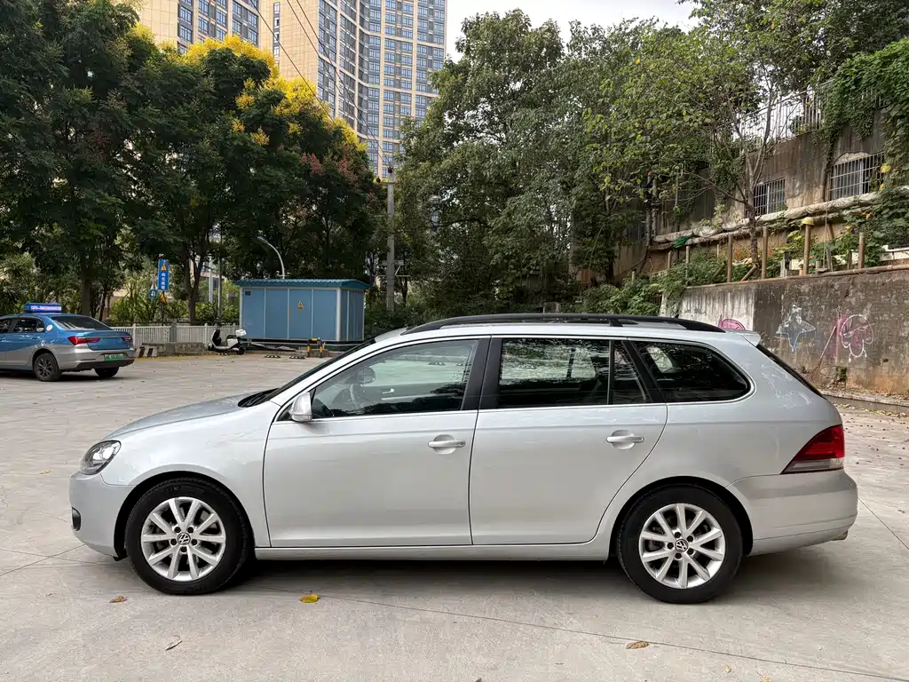 Volkswagen Golf (Import) — миниатюра 4