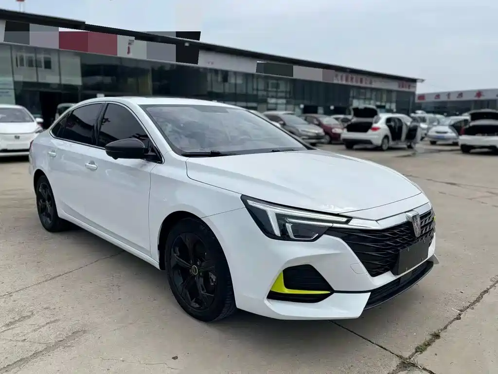 Roewe i6 MAX New Energy — миниатюра 3