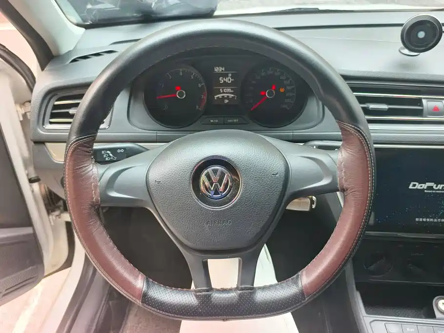 Volkswagen Lavida — миниатюра 15