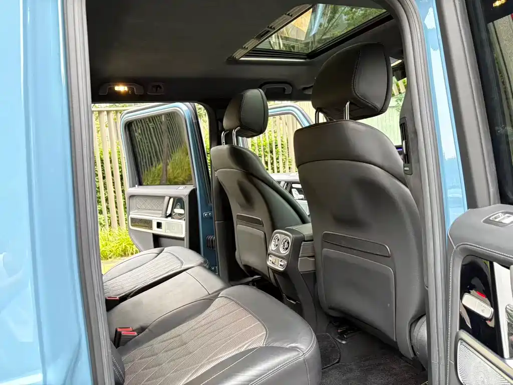Mercedes-Benz G-Class — миниатюра 11