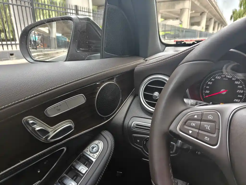 Mercedes-Benz GLC — миниатюра 15