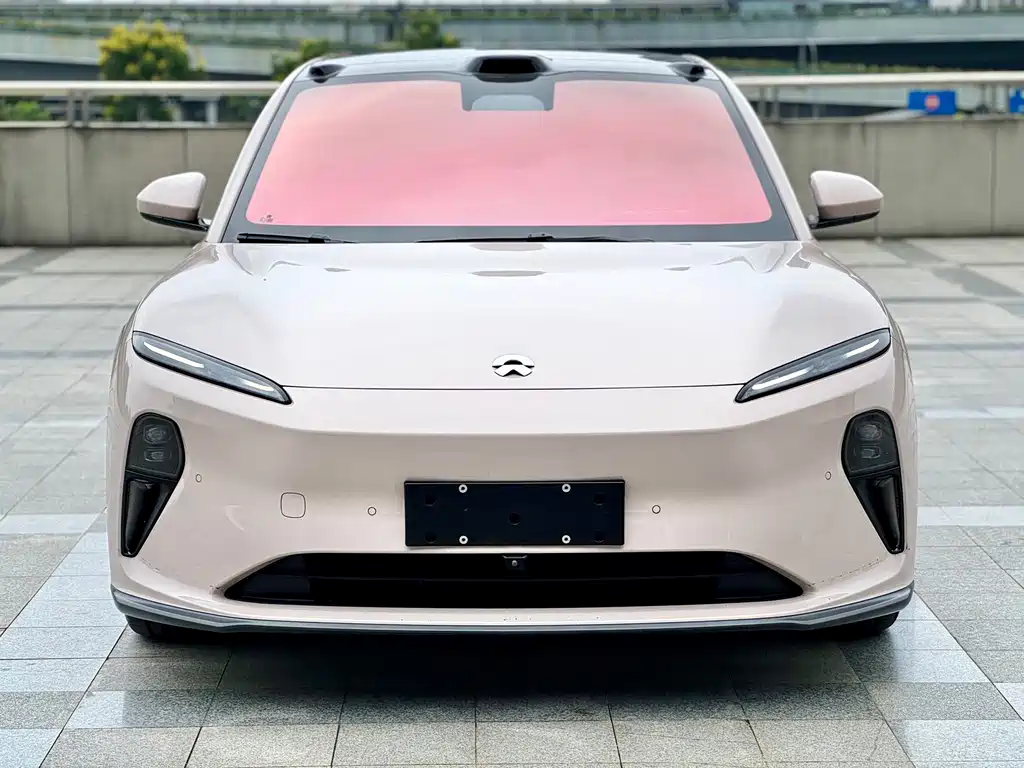NIO ET5T — миниатюра 2