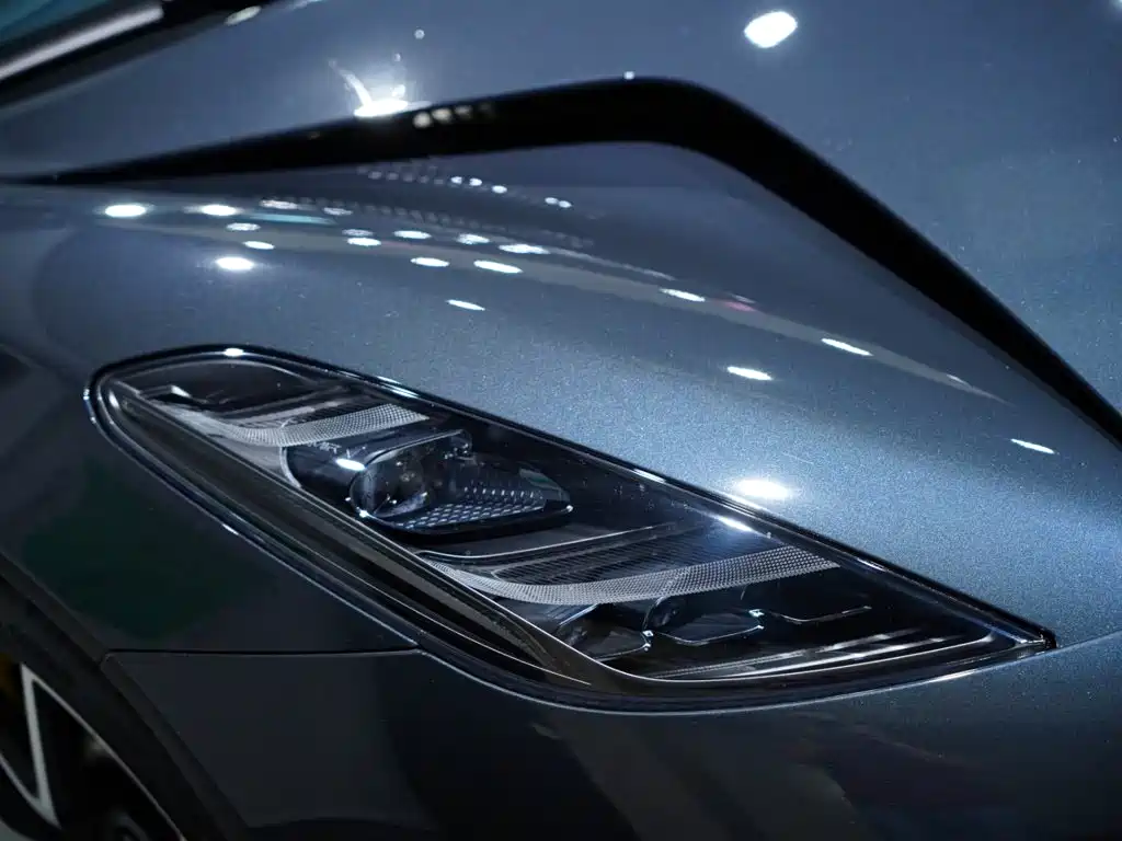 Lotus Emira — миниатюра 46