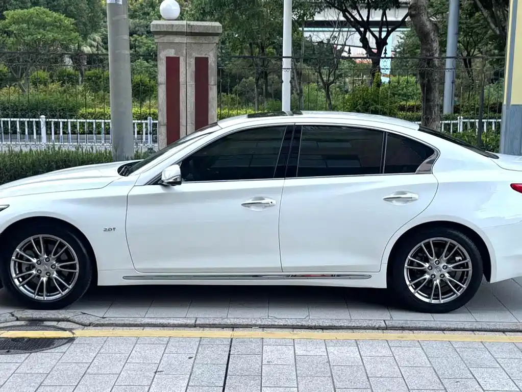 Infiniti Q50L — миниатюра 7
