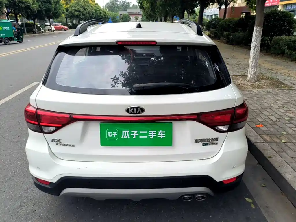 Kia KX Cross — миниатюра 6