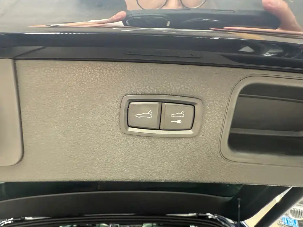 Porsche Macan — миниатюра 20