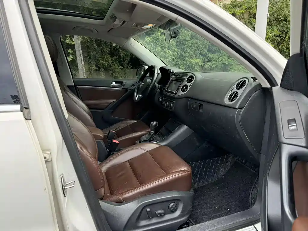 Volkswagen Tiguan — миниатюра 9