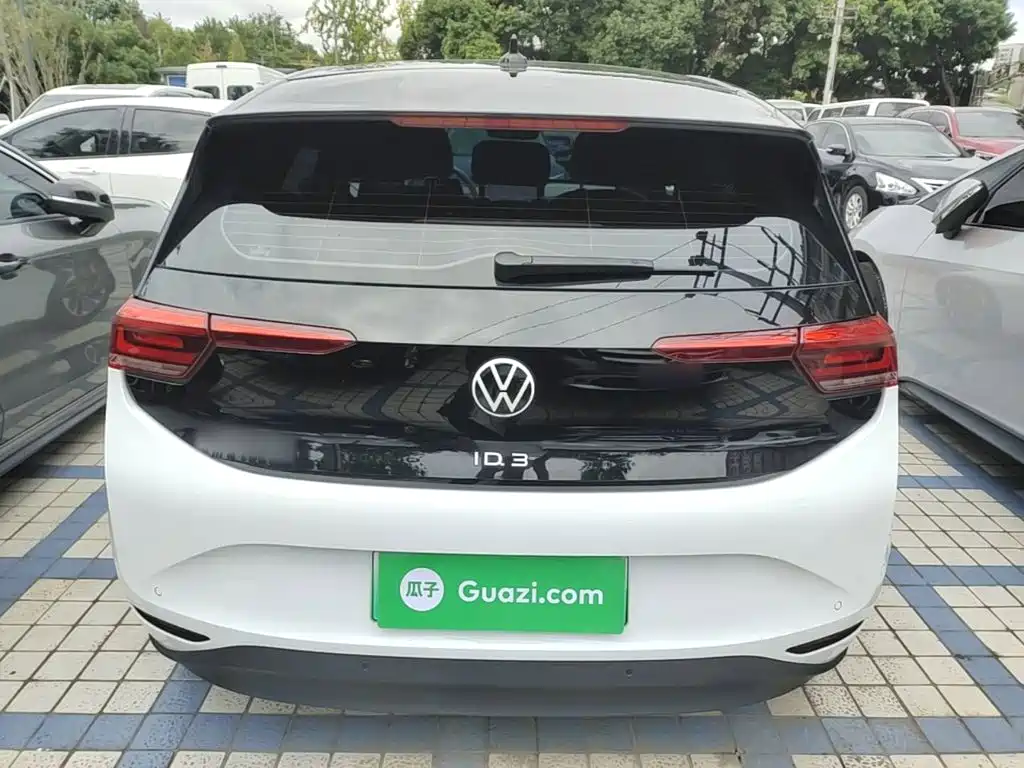 Volkswagen ID.3 — миниатюра 6