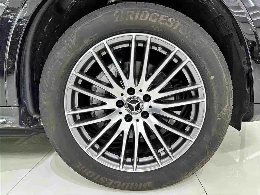 Mercedes-Benz GLC — миниатюра 31