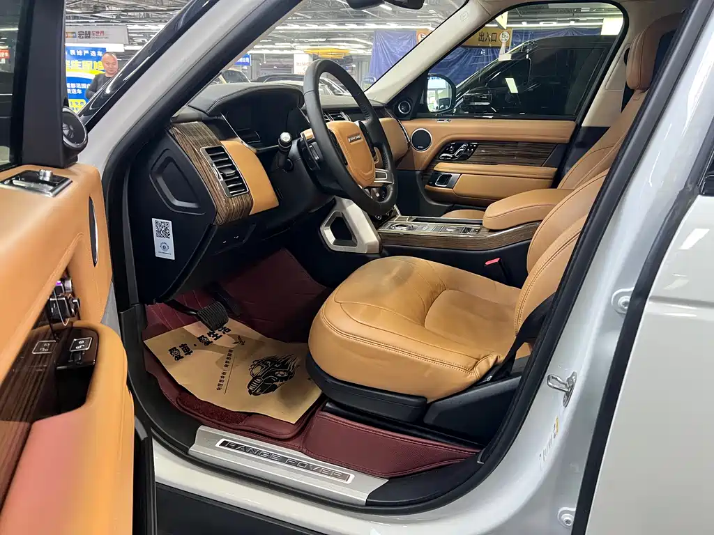 Land Rover Range Rover 2018 3.0 SC V6 Vogue SE Long Wheelbase