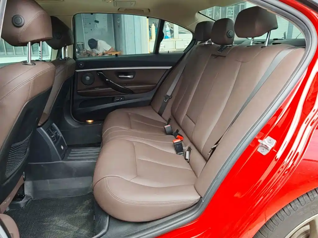 BMW 3 Series — миниатюра 17