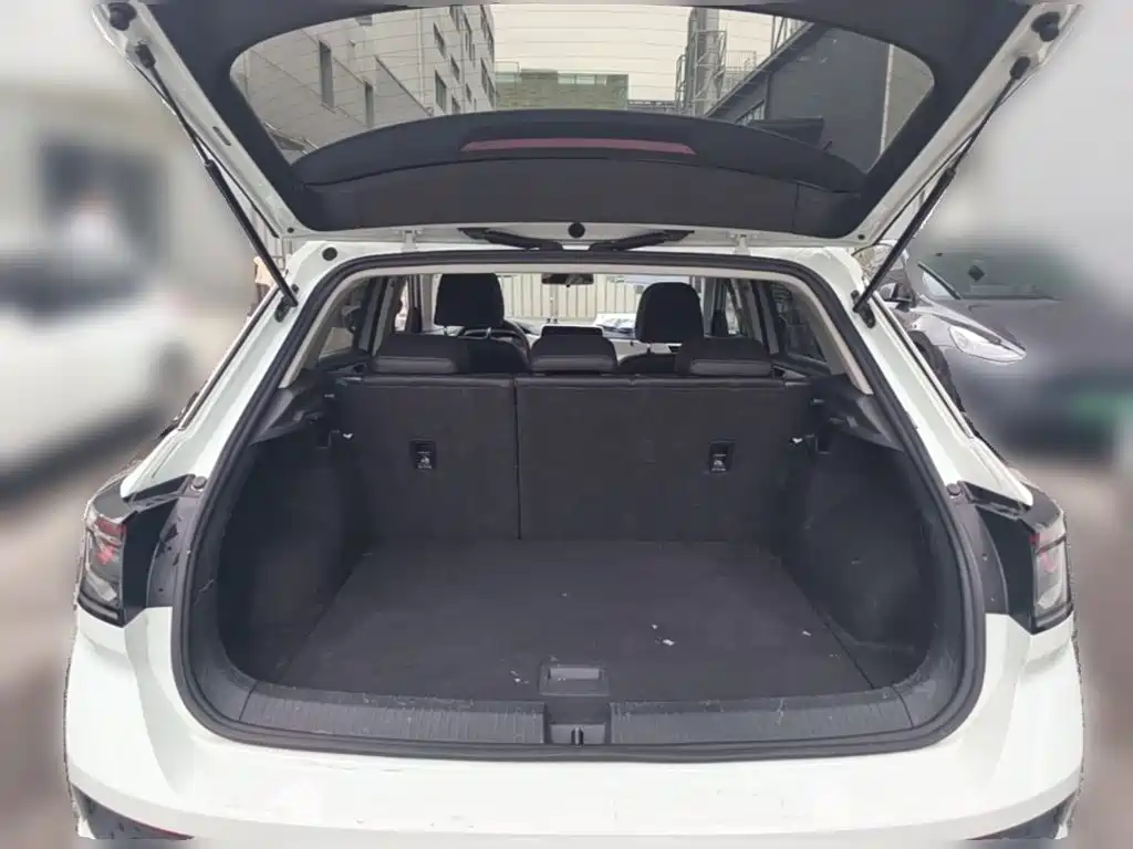 Volkswagen T-Roc — миниатюра 24