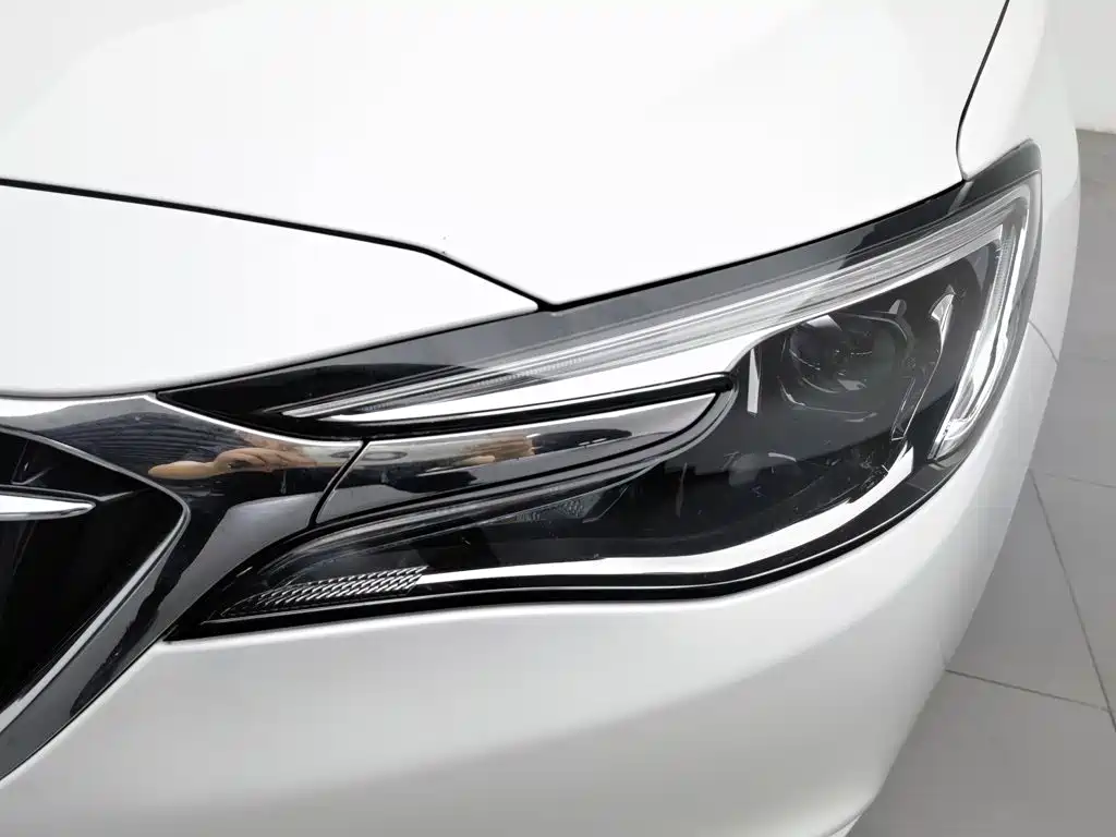 Buick Excelle — миниатюра 7