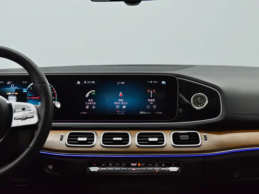 Mercedes-Benz GLE New Energy — миниатюра 12