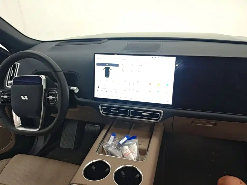Li Auto Li L9 — миниатюра 10