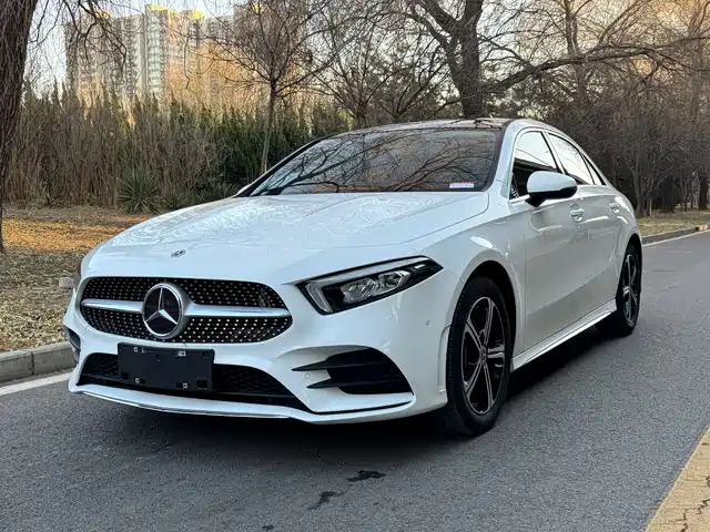 MERCEDES-BENZ A CLASS