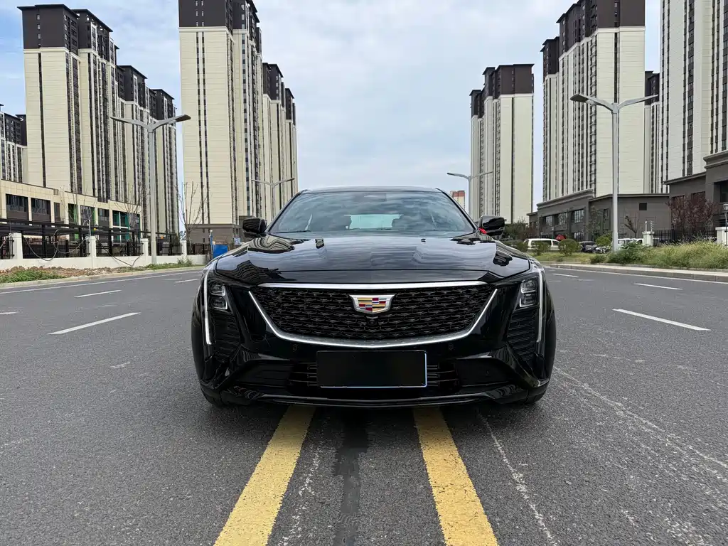Cadillac CT5 — миниатюра 2