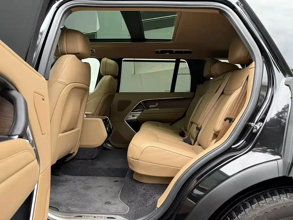 Land Rover Range Rover — миниатюра 7