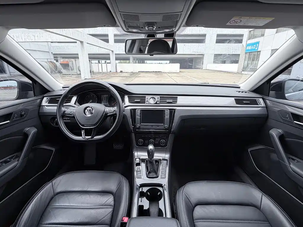 Volkswagen Passat — миниатюра 12