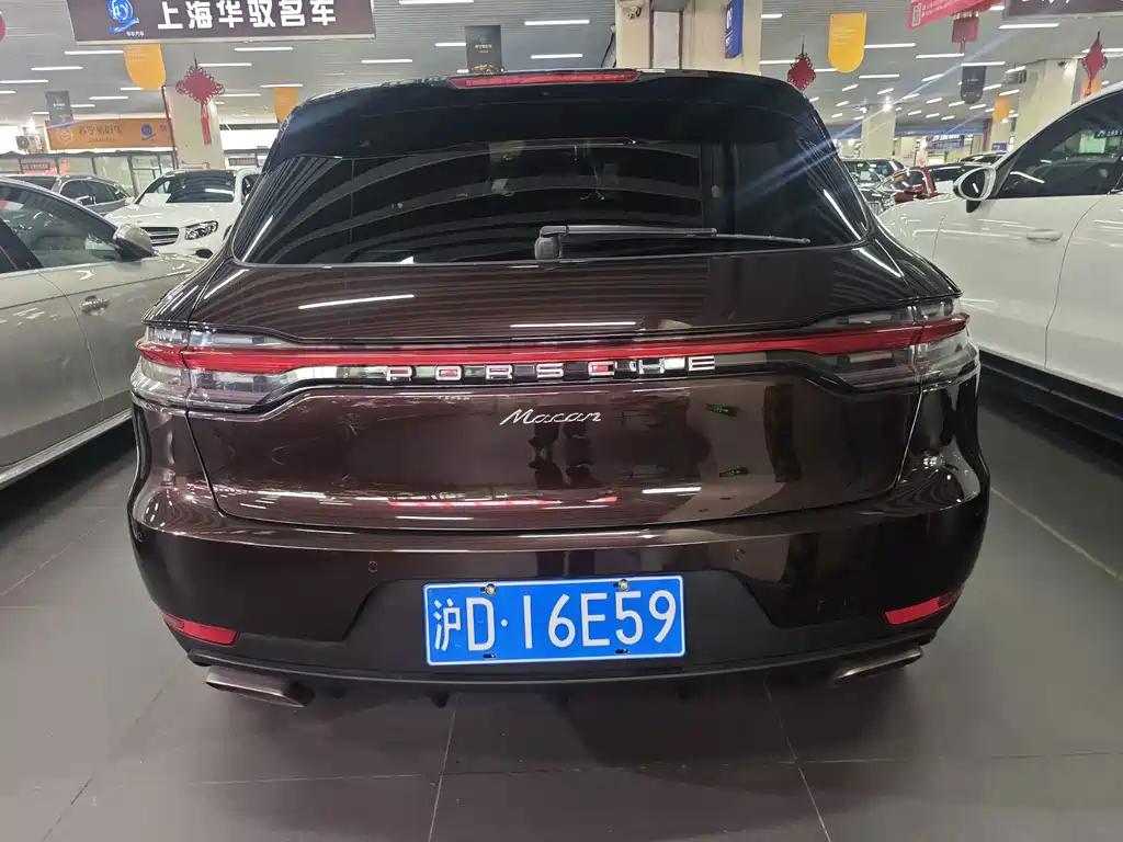 Porsche Macan — миниатюра 5