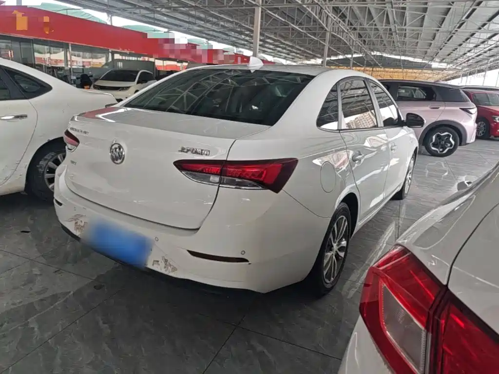 Buick Excelle — миниатюра 7