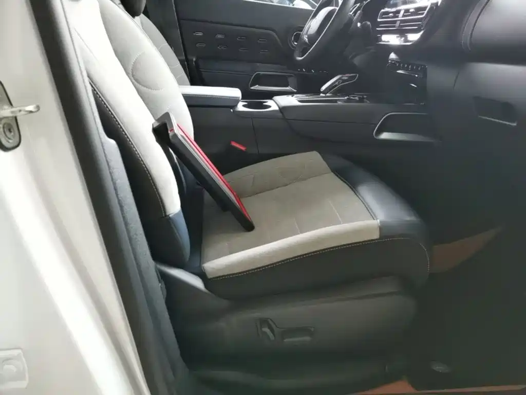 Citroen C5 AIRCROSS — миниатюра 25