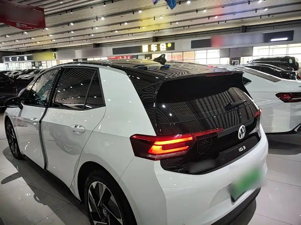 Volkswagen ID.3 — миниатюра 5